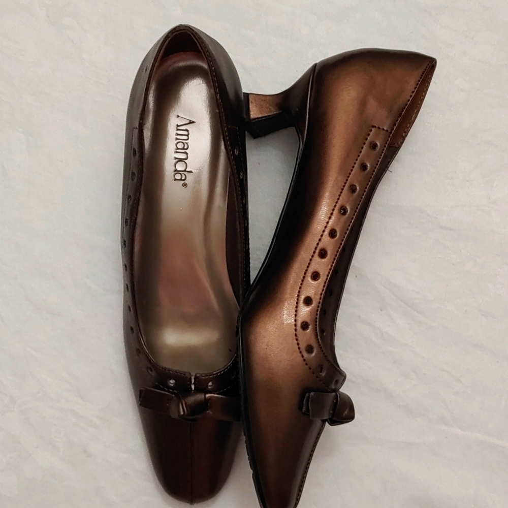 Amanda "Sharon' Shoes